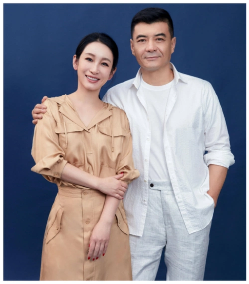 小敏家秦海璐前男友被李湘截胡嫁给王新军后撑起一个家