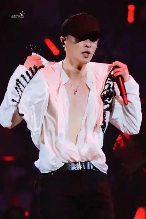 张艺兴[超话]##张艺兴大航海无远弗届巡回演唱会##张艺兴2023大汉海