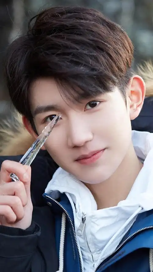 tfboys阳光帅气乖宝宝王源图片你有被撩到吗