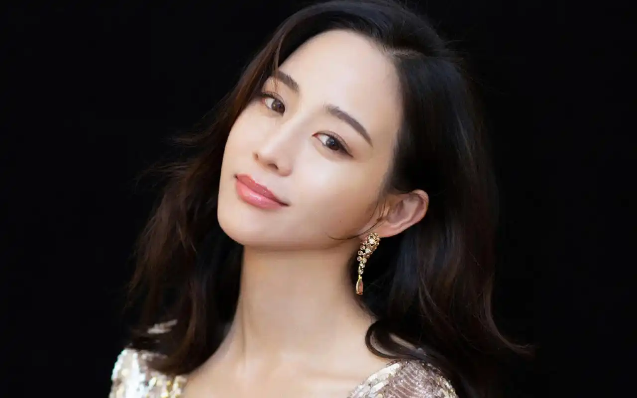 张钧甯性感写真图片桌面壁纸