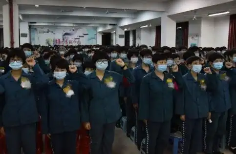 以训促戒以戒促改女子监狱召开罪犯改造训诫教育大会