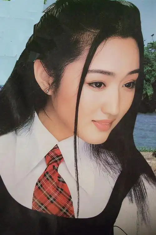 杨钰莹一组身穿背带裙旧照,那时的玉女堪称中国最美的青春美少女