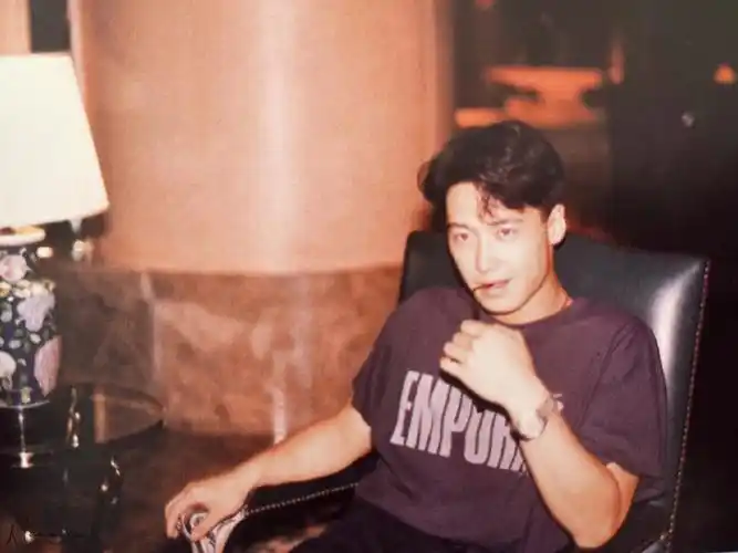 痞里痞气的黎明哈哈哈哈