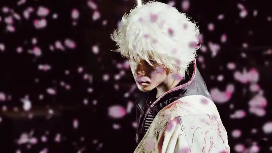 银魂 小栗旬剧照