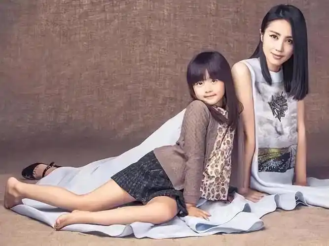 回顾黄磊绯闻是绯闻妻子是妻子不会辜负18岁就跟我的孙莉