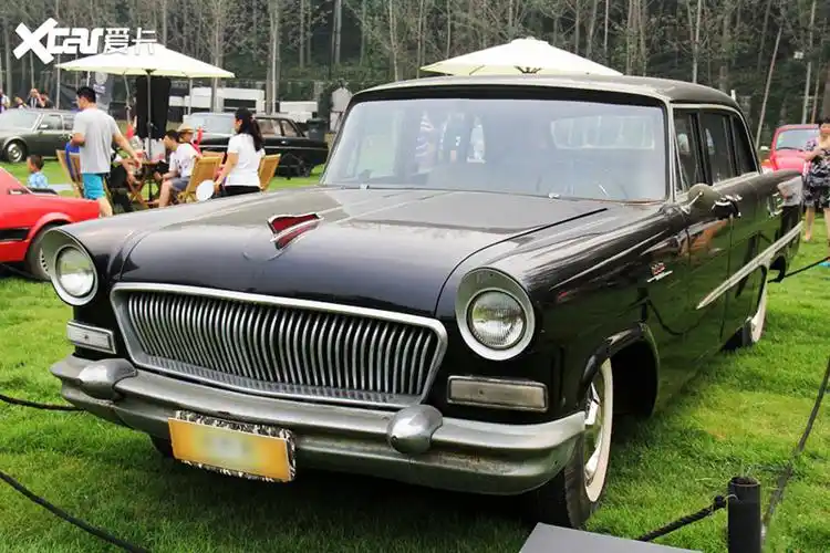 追溯红旗轿车前世今生