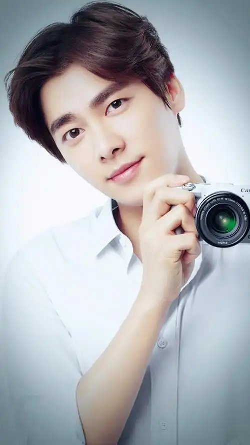 李易峰资料 刘亦菲个人资料介绍  第2张