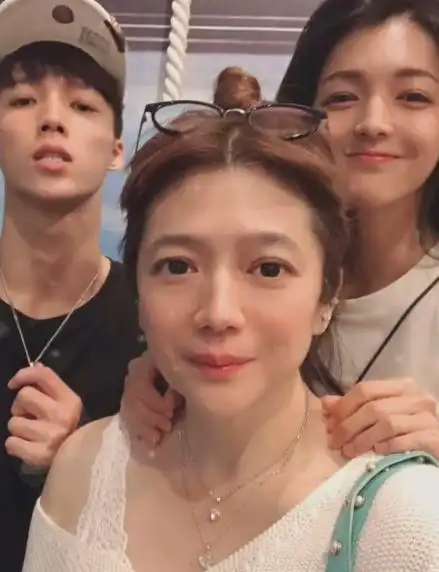 林瑞阳前妻曾哲贞被出轨还帮小三洗白如今仍不愿落井下石