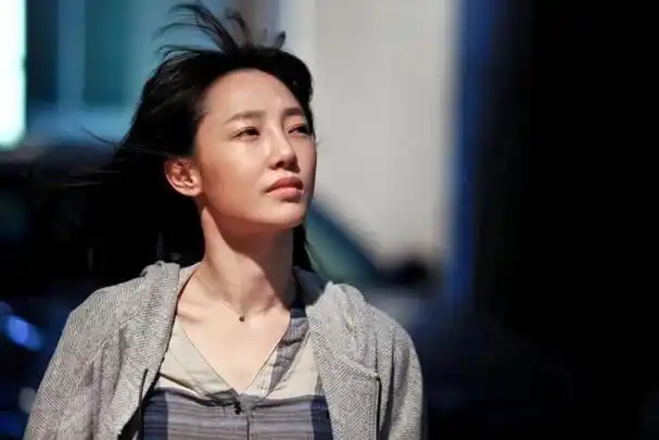 白百合33岁一指弹36岁二婚从被骂到全网好评她做对了什么