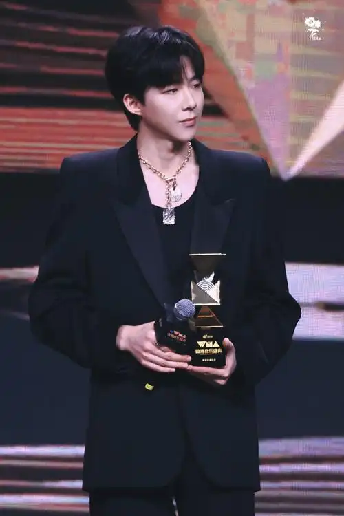 刘宇宁宝曼兰朵品牌大使