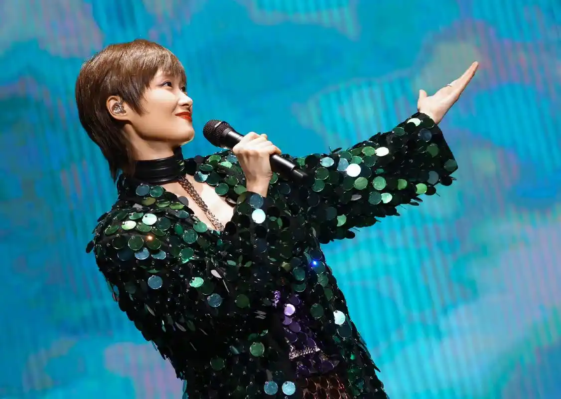 李宇春2023周末愉快演唱会北京站落幕演唱多首金曲