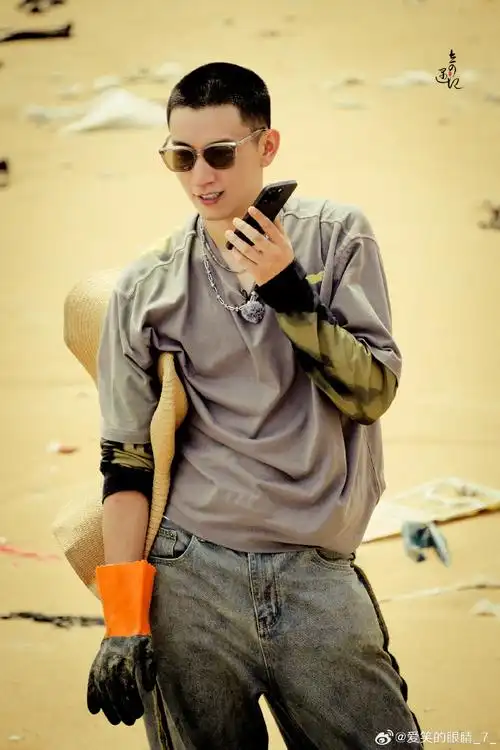 比落日还要温柔的一抹绝色@王子奇是演员王子奇