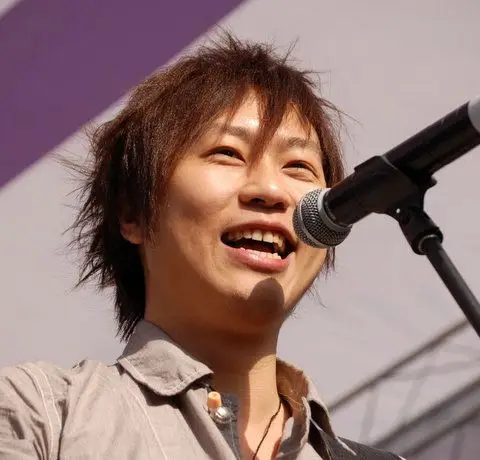 p>陈信宏(阿信),1975年12月6日出生于台湾省台北市北投区,祖籍福建省