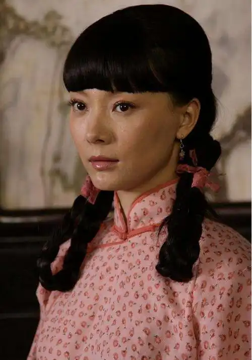 18从"旗袍女王"甘当"后妈",陈数的渐变人生:到底隐藏什么秘密陈数早期