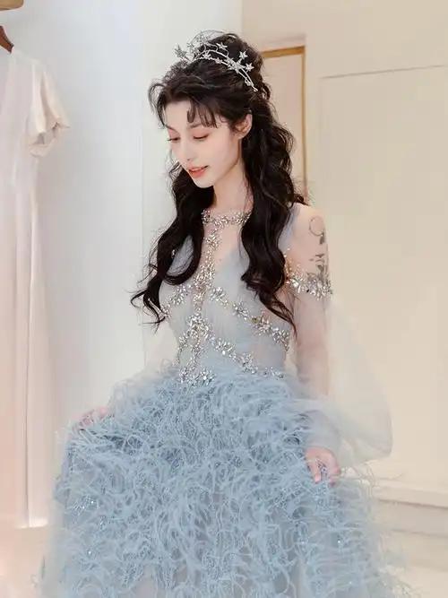晚宴礼服女性2022新款蓝色礼服裙轻奢名媛高端婚宴气质明星主持人