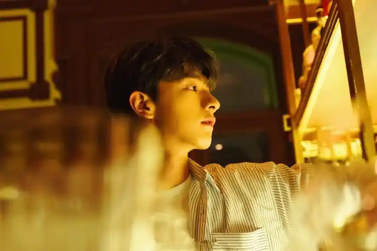 林一最新帅气壁纸_高冷男神顾未易