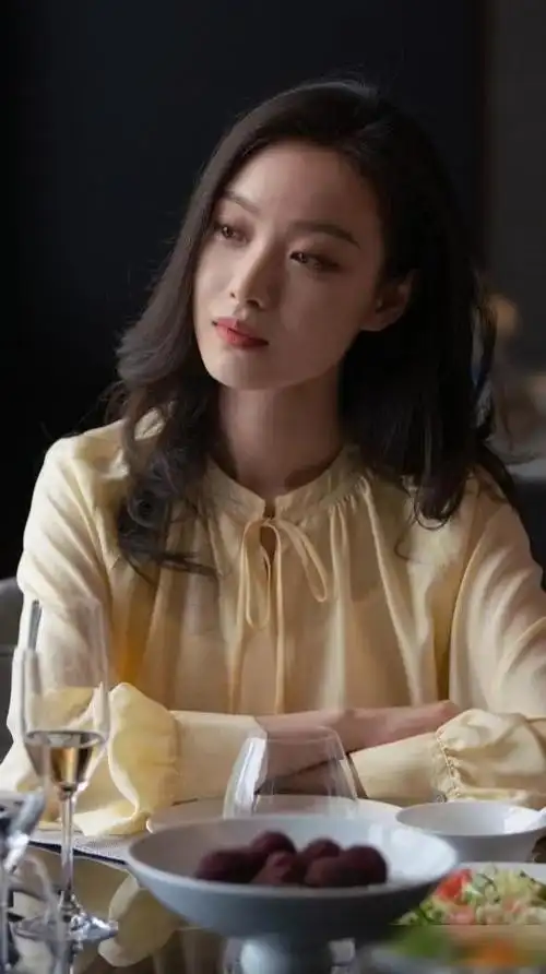 《流金岁月》倪妮:每一个靠色相上位的女人,都有不可言说的苦衷