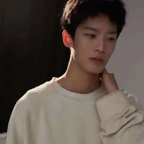 男头男生头像真人头像赞评论更多