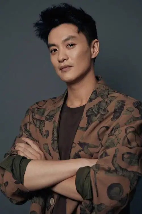 周一围气质型男写真图片