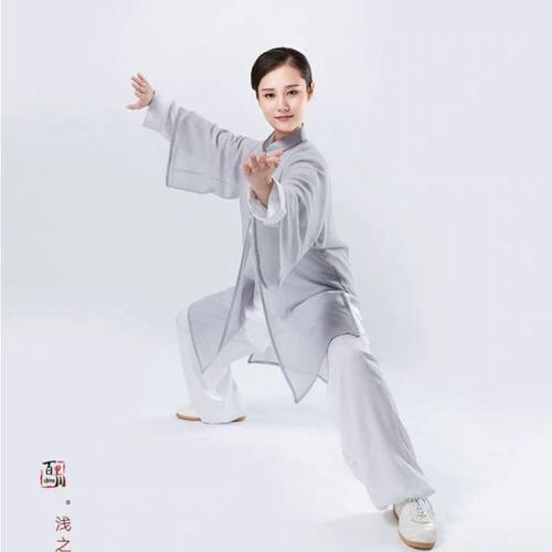 高档网红太极服女披纱中国国风太极拳比赛武术太极服