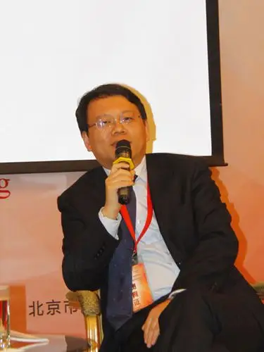 图文:深圳市福田区人民政府副区长苗宁礼