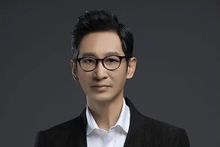 回顾一级演员王劲松傅彪的一句话点醒了我才有了我如今的成就