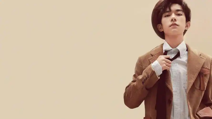 内地明星 tfboys 易烊千玺 明星风尚壁纸【2】锁屏壁纸图片_动态桌面