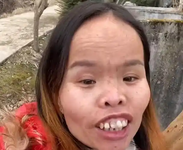 靠丑红起来的女网红谁最火,最近火的一个丑女网红是谁,最丑网红女叫