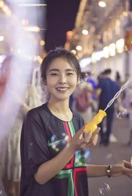 张佳宁:撮合母亲再婚,不原谅父亲20年,亲舅张晓龙拿她当女儿