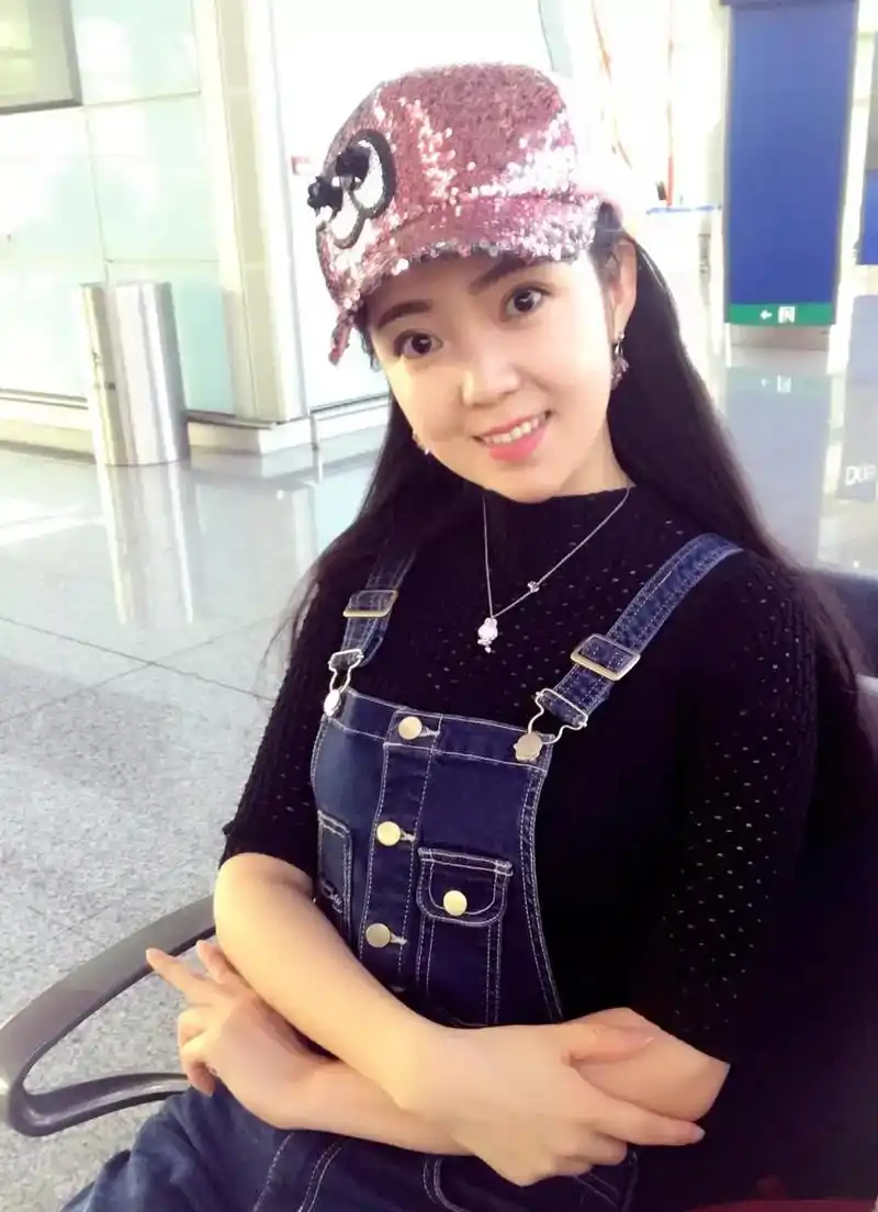 这个是任妙音的生活照片