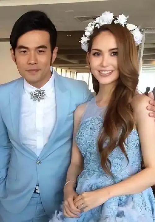 嫉妒周杰伦能事业爱情双丰收,嫉妒昆凌年纪轻轻就能找到好的靠山.