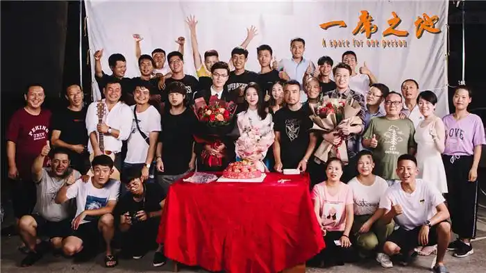 电影《一席之地》杀青 杜伶俐诠释青春成长引期待