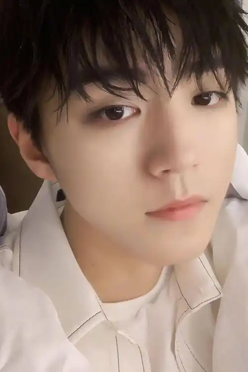 神仙颜值绝对抗打! 期待神秘组织《749局》关于成长的浪漫征途.