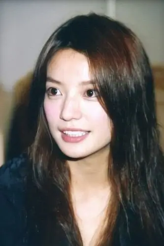 赵薇再次美出新高度,大眼睛配星星眼妆,眼里似乎有星辰大