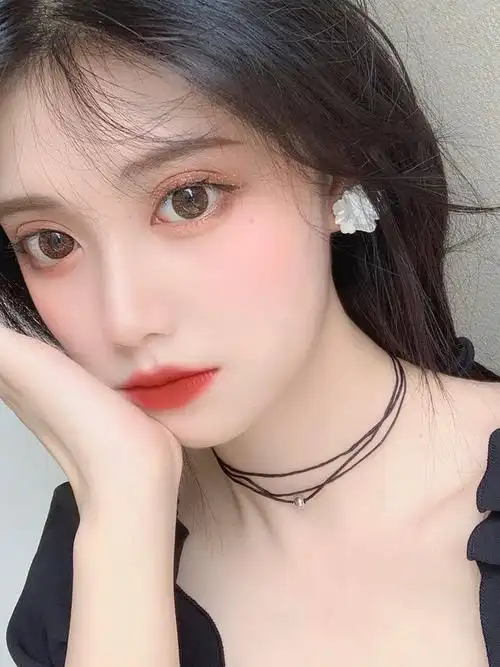 画成气质韩系大姐姐初秋温柔软糯玫瑰妆好久没分享妆容了今天就来给