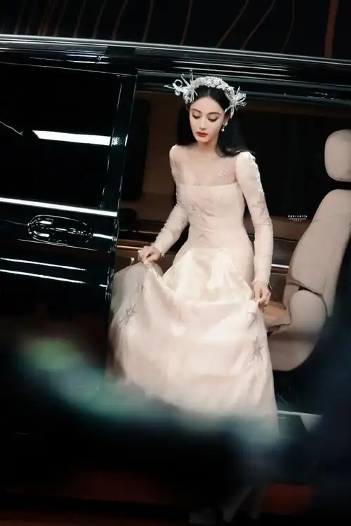 17腾讯·星光大赏353037313834@dear-迪丽热巴9131