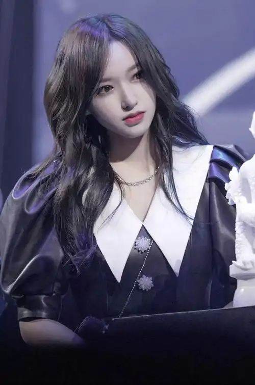 程潇凭什么被称为真人芭比?这个部位的缺点难道大家都没发现?