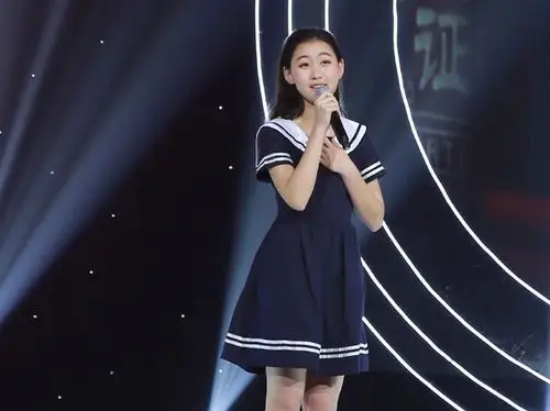 童星杨烁是谁的女儿父母是谁 小歌手杨烁今年几岁了个人资料图片