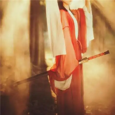 古风女侠执剑霸气头像高清好看的霸气古装女侠图片头像