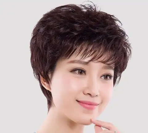 50岁的女人烫什么发型好看这7款显年轻又迷人