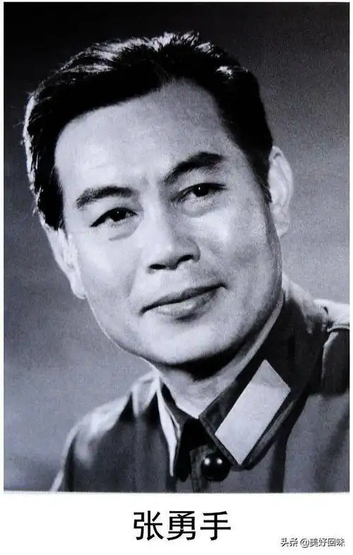 八一制片名演员, 才貌双全人民赞. 红色精神排电影