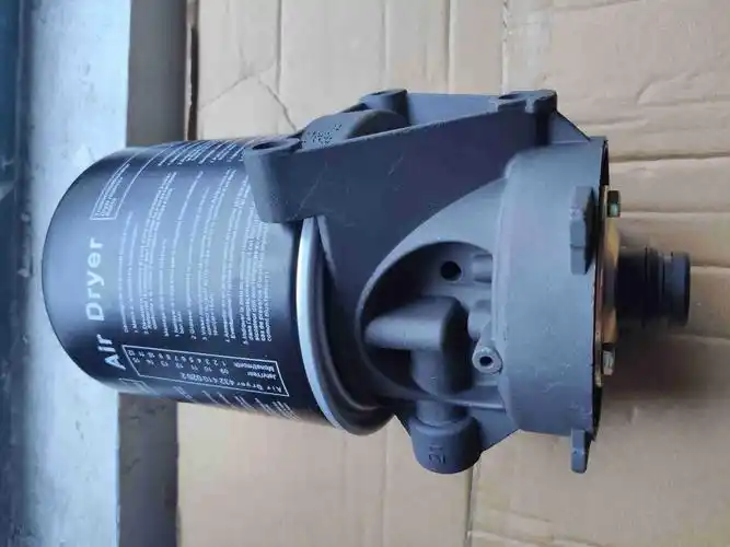 空气干燥器4324101130 重卡重汽卡车卡车汽车配件零部件