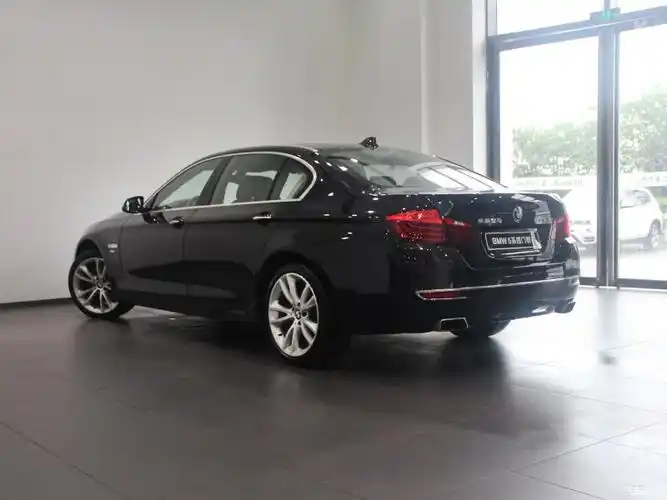 华晨宝马 宝马5系 2017款 535li 行政型 豪华设计套装