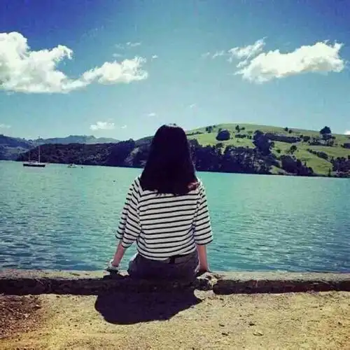 花海唯美意境头像【点击鼠标右键下载】