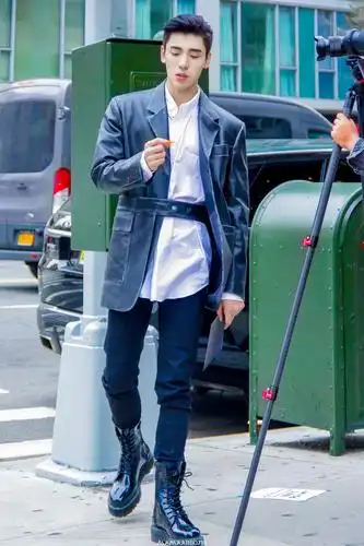 我日王子异请白背心半永久这tm什么神仙身材