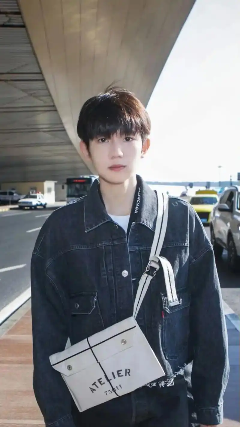 生而自由,爱而无畏.#王源 #王源王源王源王源王源王源王源王