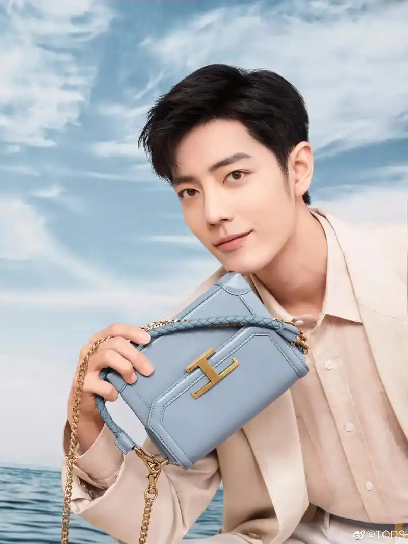 设计师肖战已上线奢侈品秒没肖像的商务能力无敌了