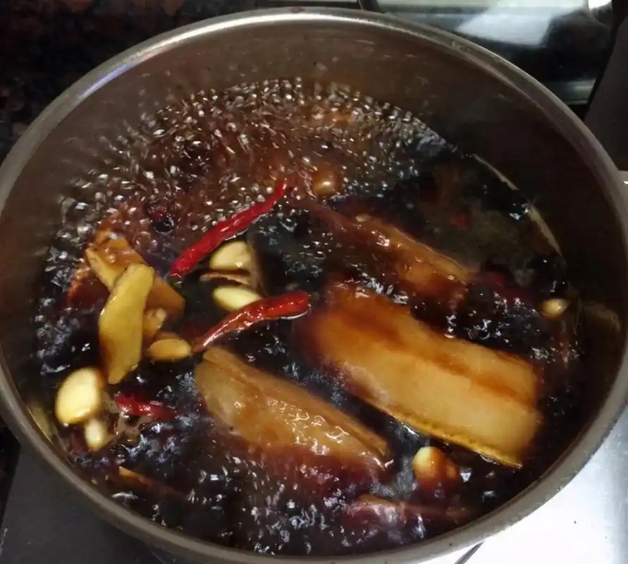 卤水越用越黑怎么办 开卤味店的朋友,很多都会碰到这个问题,很多人都