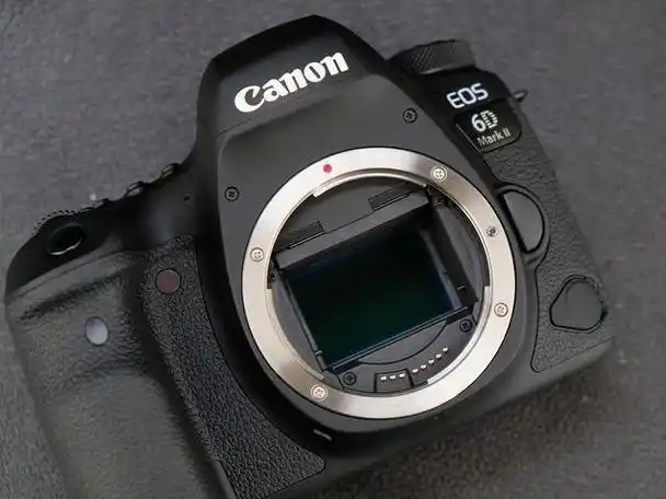 2620万像素红圈镜头 佳能全幅单反6d2套机16599元