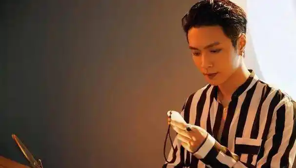 原创唱作人2惊现最大票差张艺兴蒙古舞隔空叫嚣烈火战马